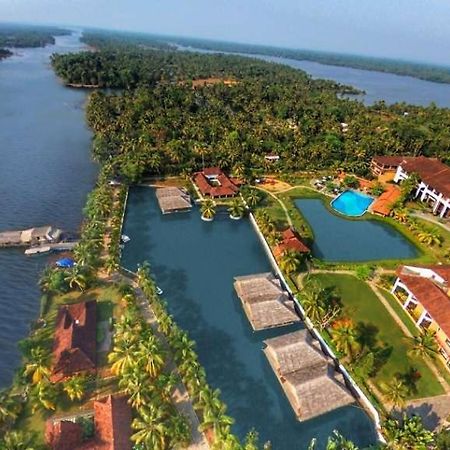 Plumeria Lake Resort & Spa Vayalar Экстерьер фото