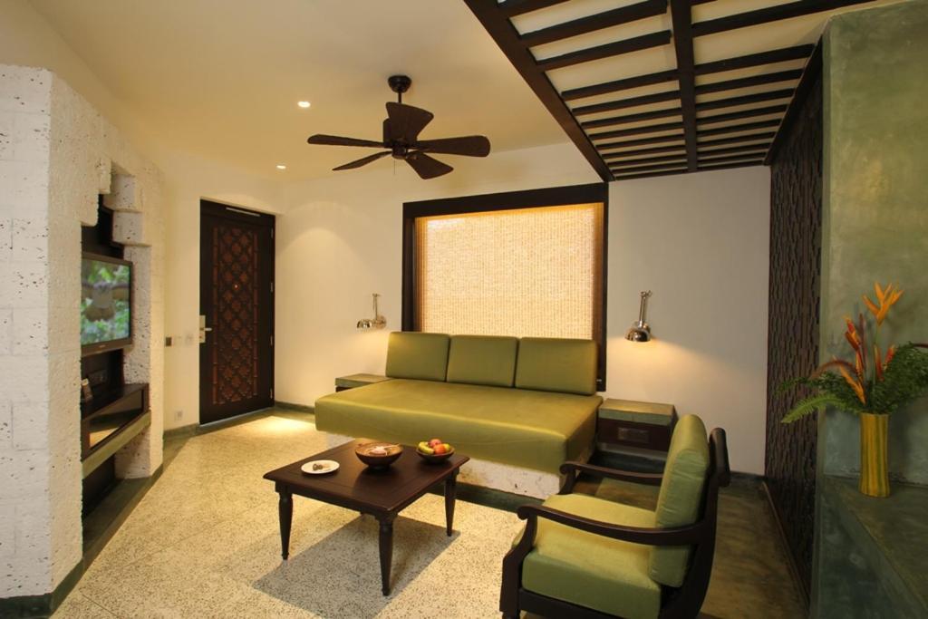 Plumeria Lake Resort & Spa Vayalar Экстерьер фото