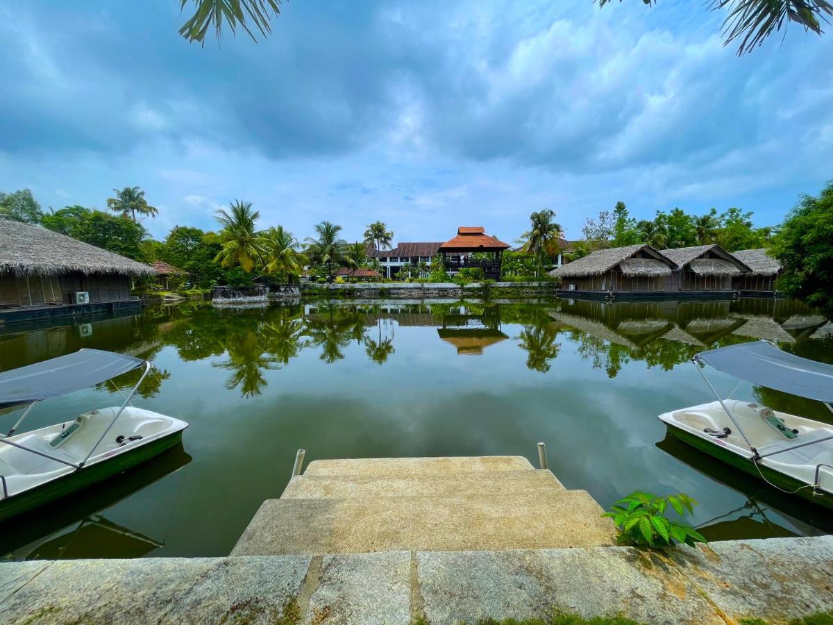 Plumeria Lake Resort & Spa Vayalar Экстерьер фото