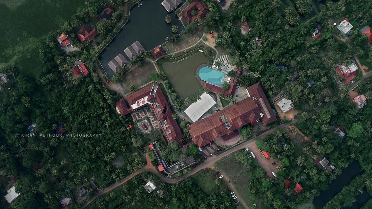 Plumeria Lake Resort & Spa Vayalar Экстерьер фото